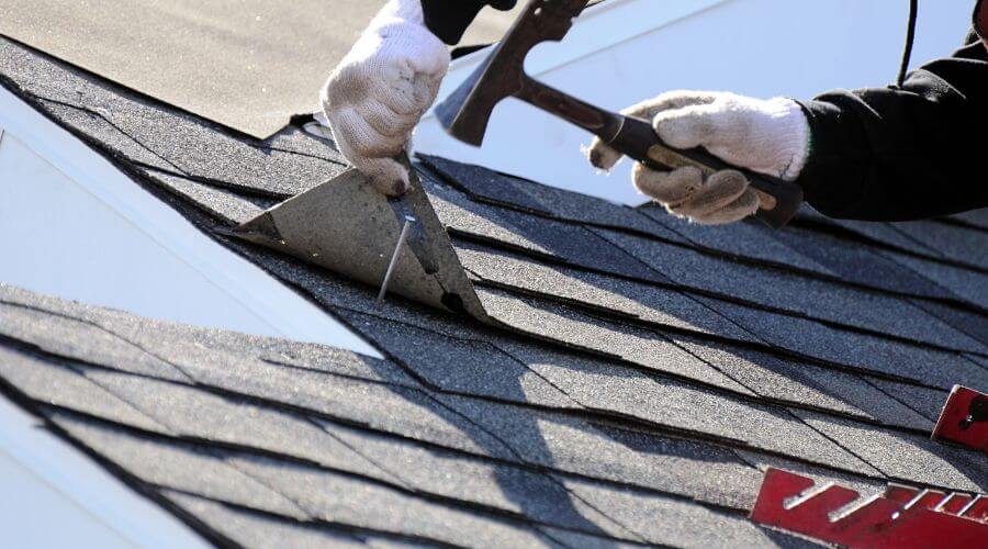 Professional residential roofers in Fremont, MI